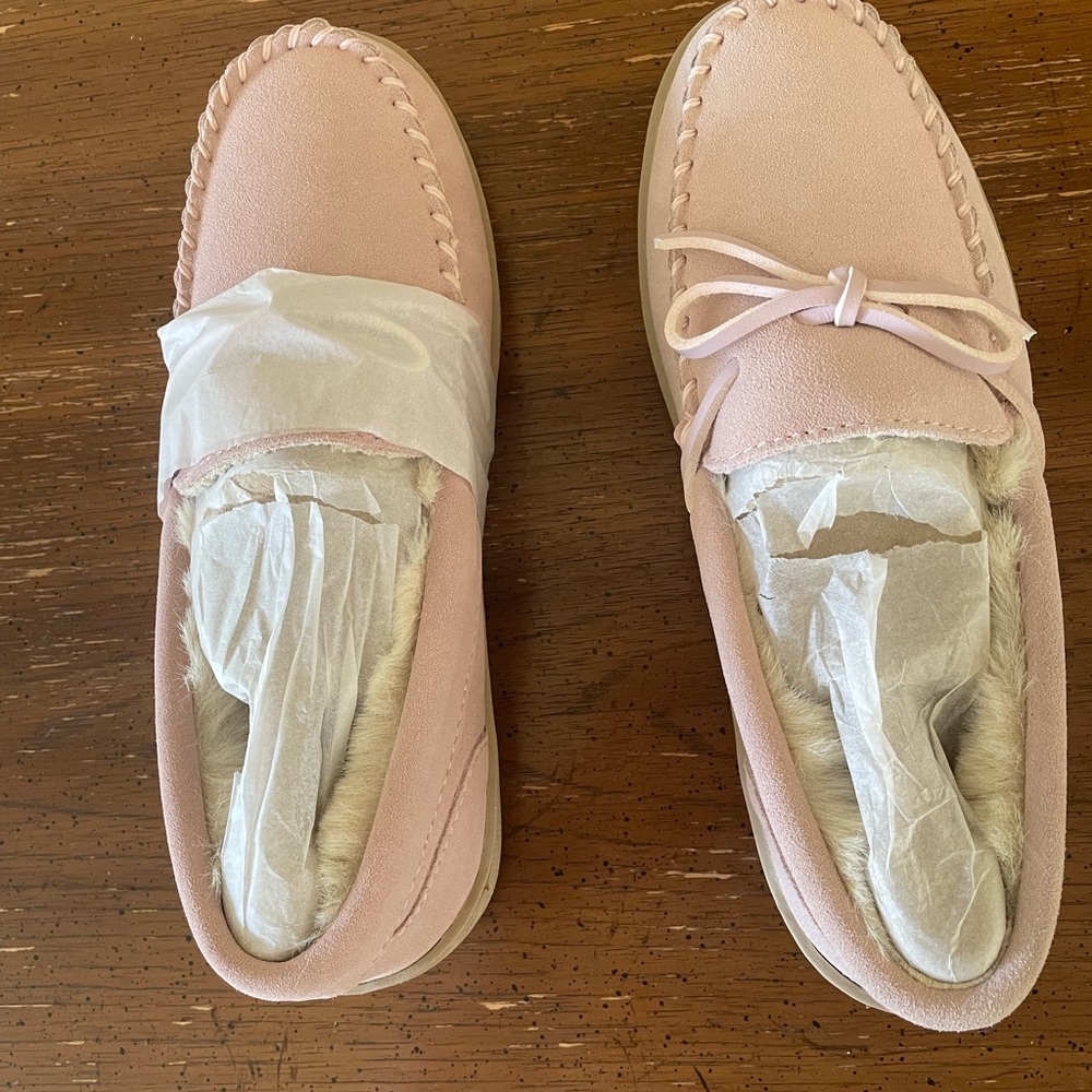 NIB pink moccasin slippers with rubber sole, work indoor or outdoor